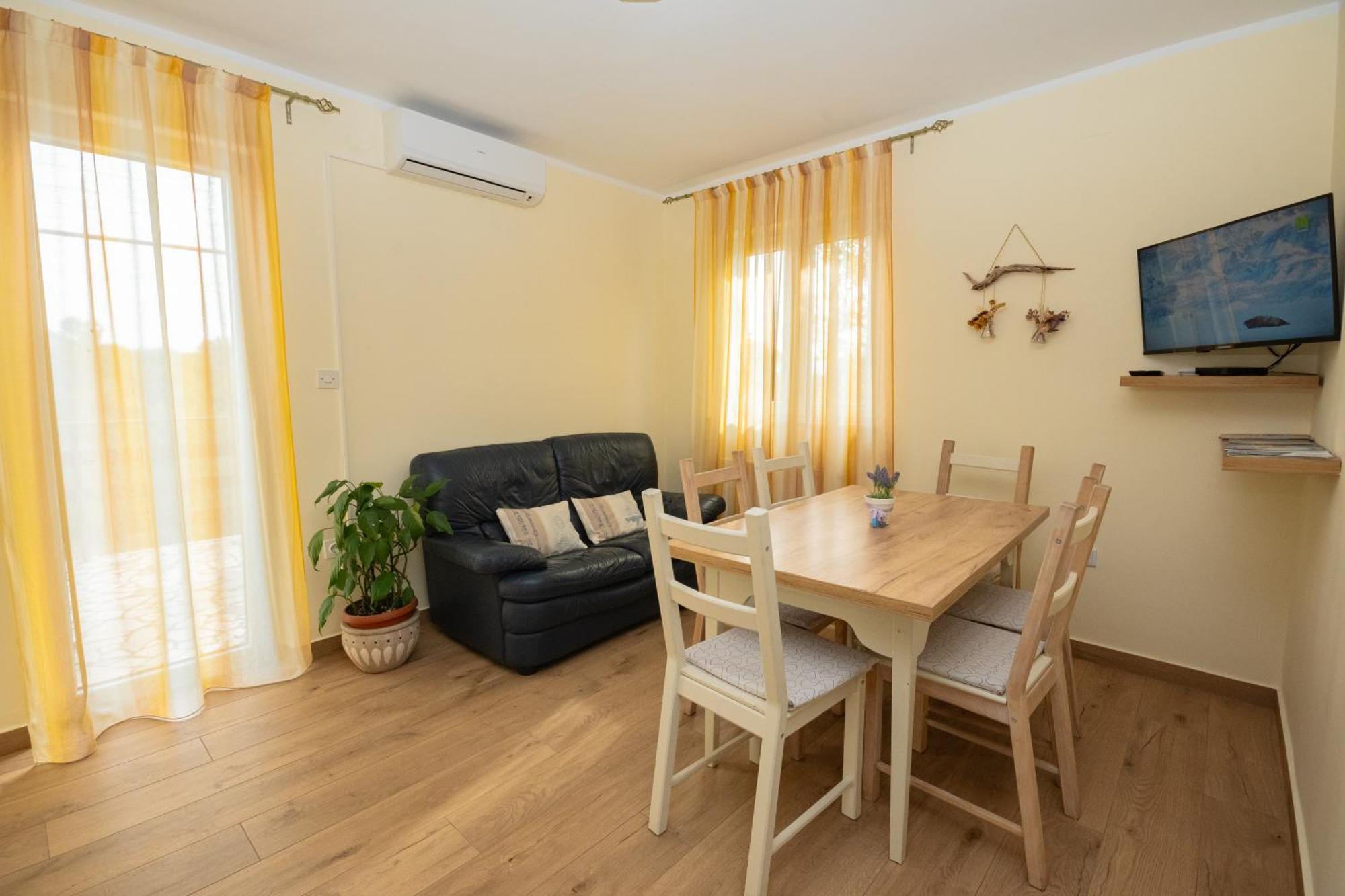 Apartman Doris Milohnici Eksteriør billede